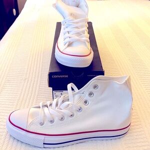 New! Converse All Star, Hi Optical White, unisex 7 M, 9 W h tops in box, iconic!